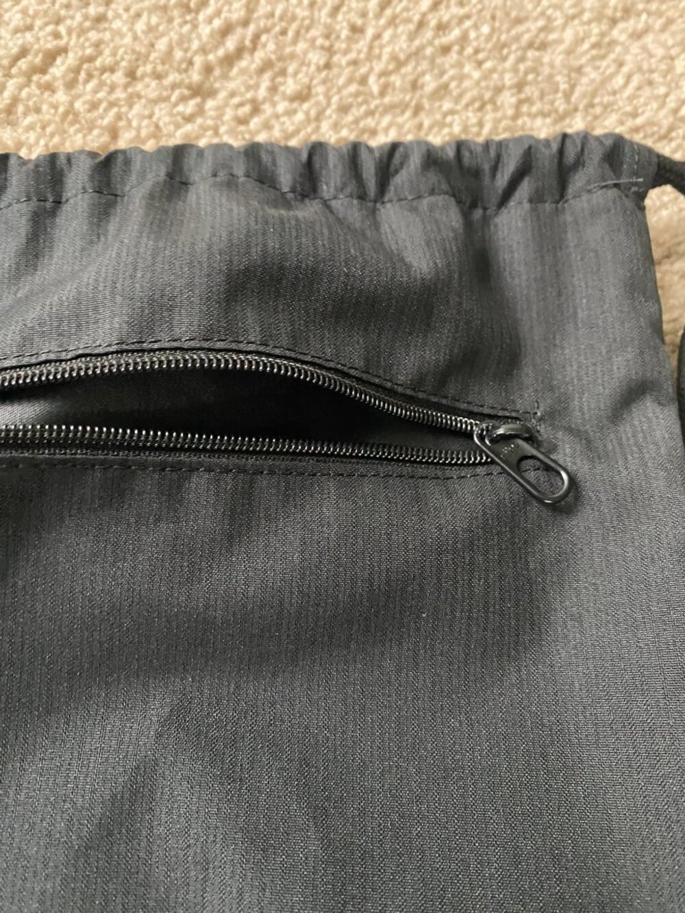Nike Drawstring Backpack (Black) - Picture 3 of 3